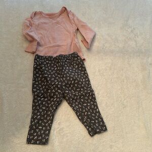 Carter’s 6mo pink onesie floral pant set